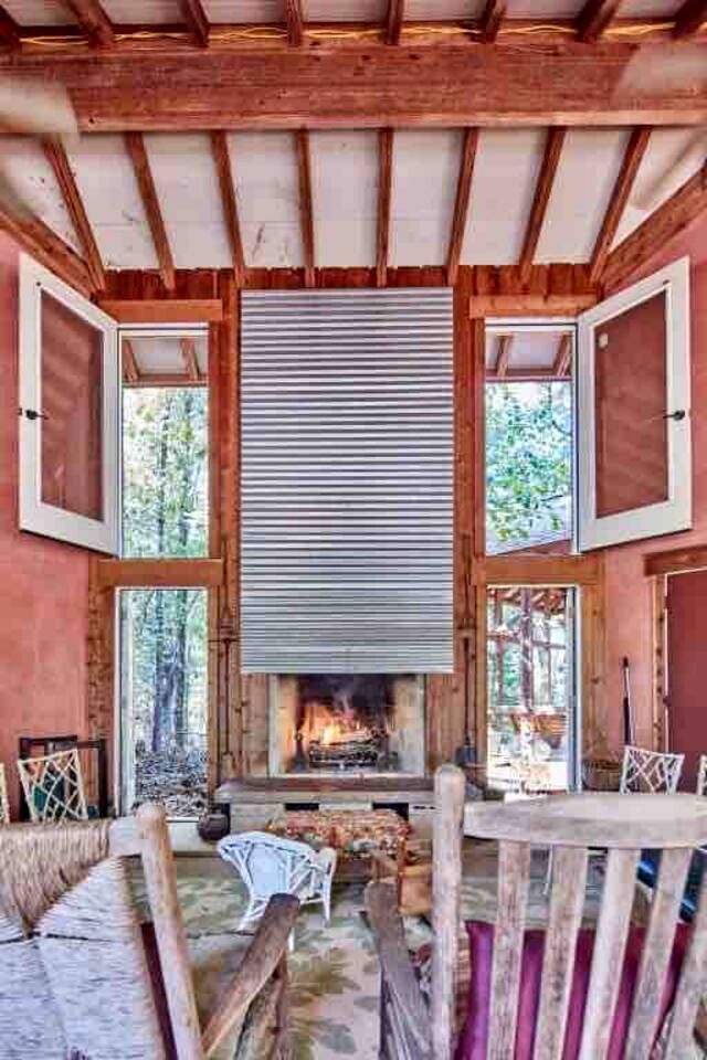 Beautiful Cabin Surrounded by Forest with Amazing Outdoor Amenities for a Peaceful Escape in the Outdoors in Ben Wheeler, Texas