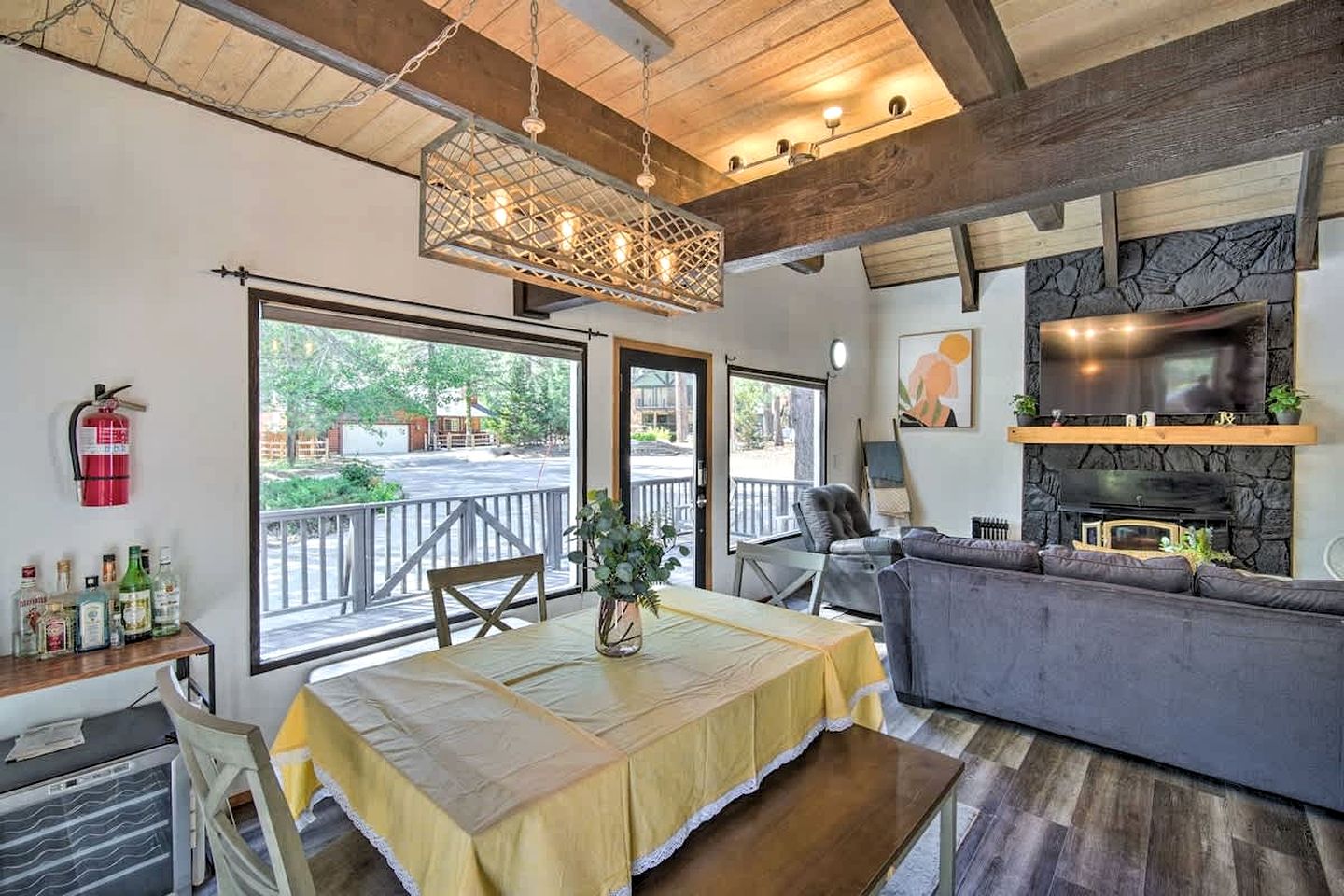 Fantastic A-frame with Games and Hot-tub in Big Bear Lake, California