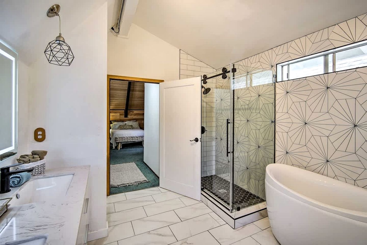 Fantastic A-frame with Games and Hot-tub in Big Bear Lake, California