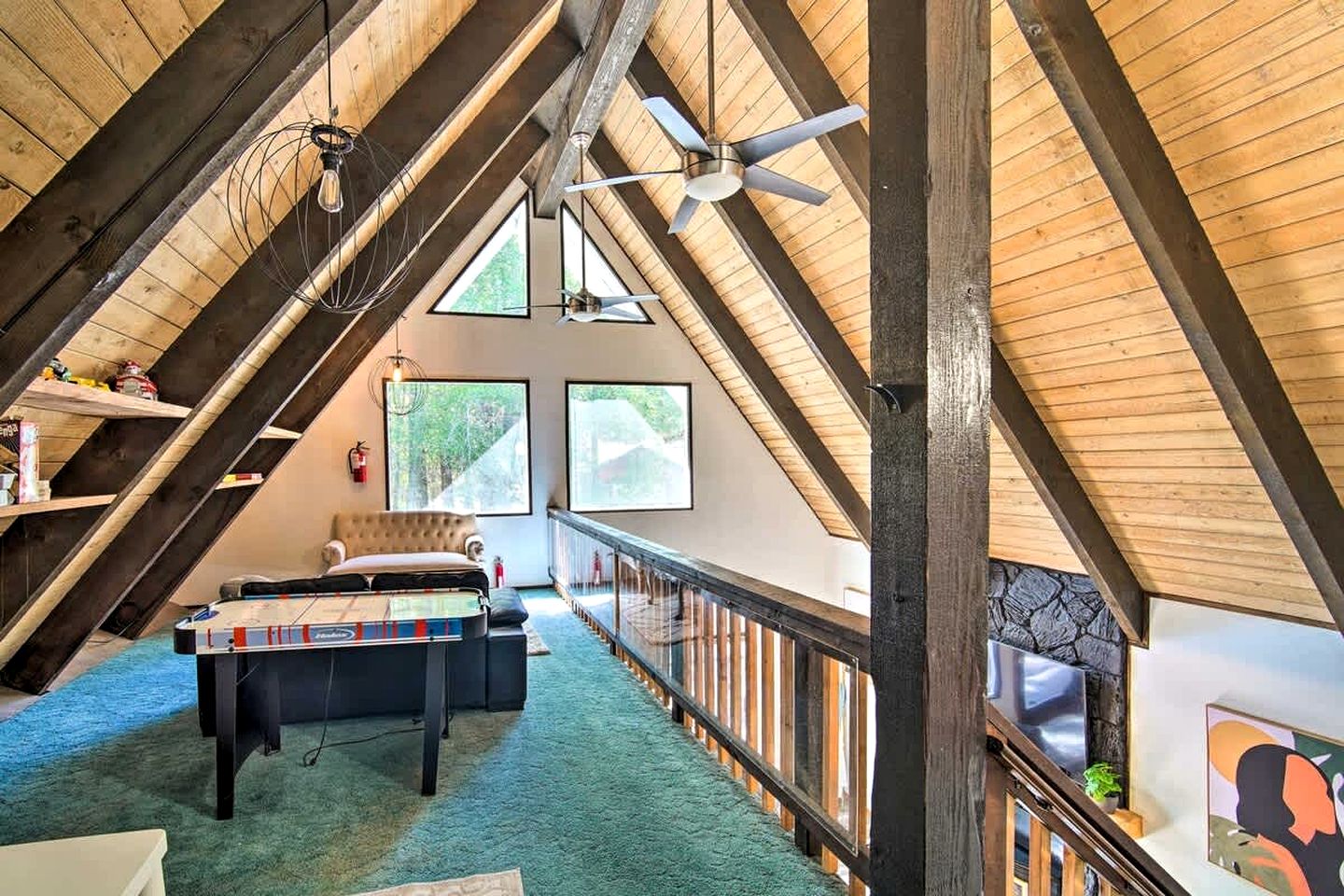 Fantastic A-frame with Games and Hot-tub in Big Bear Lake, California