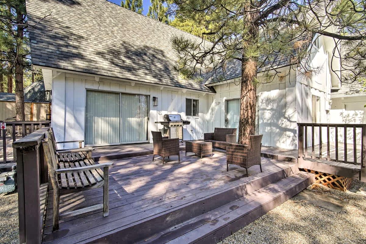 Fantastic A-frame with Games and Hot-tub in Big Bear Lake, California