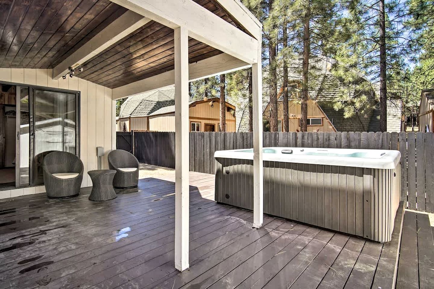 Fantastic A-frame with Games and Hot-tub in Big Bear Lake, California