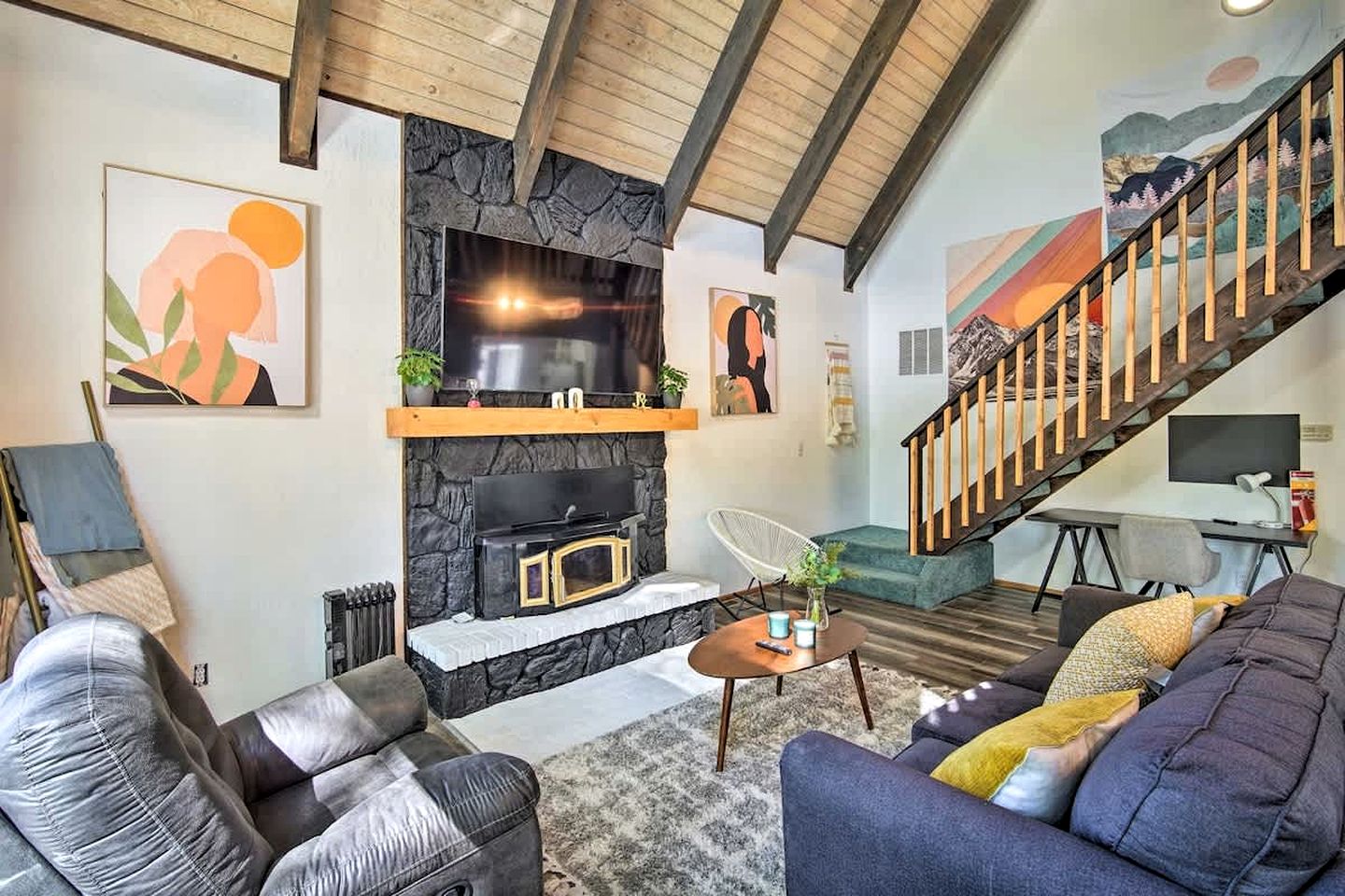 Fantastic A-frame with Games and Hot-tub in Big Bear Lake, California