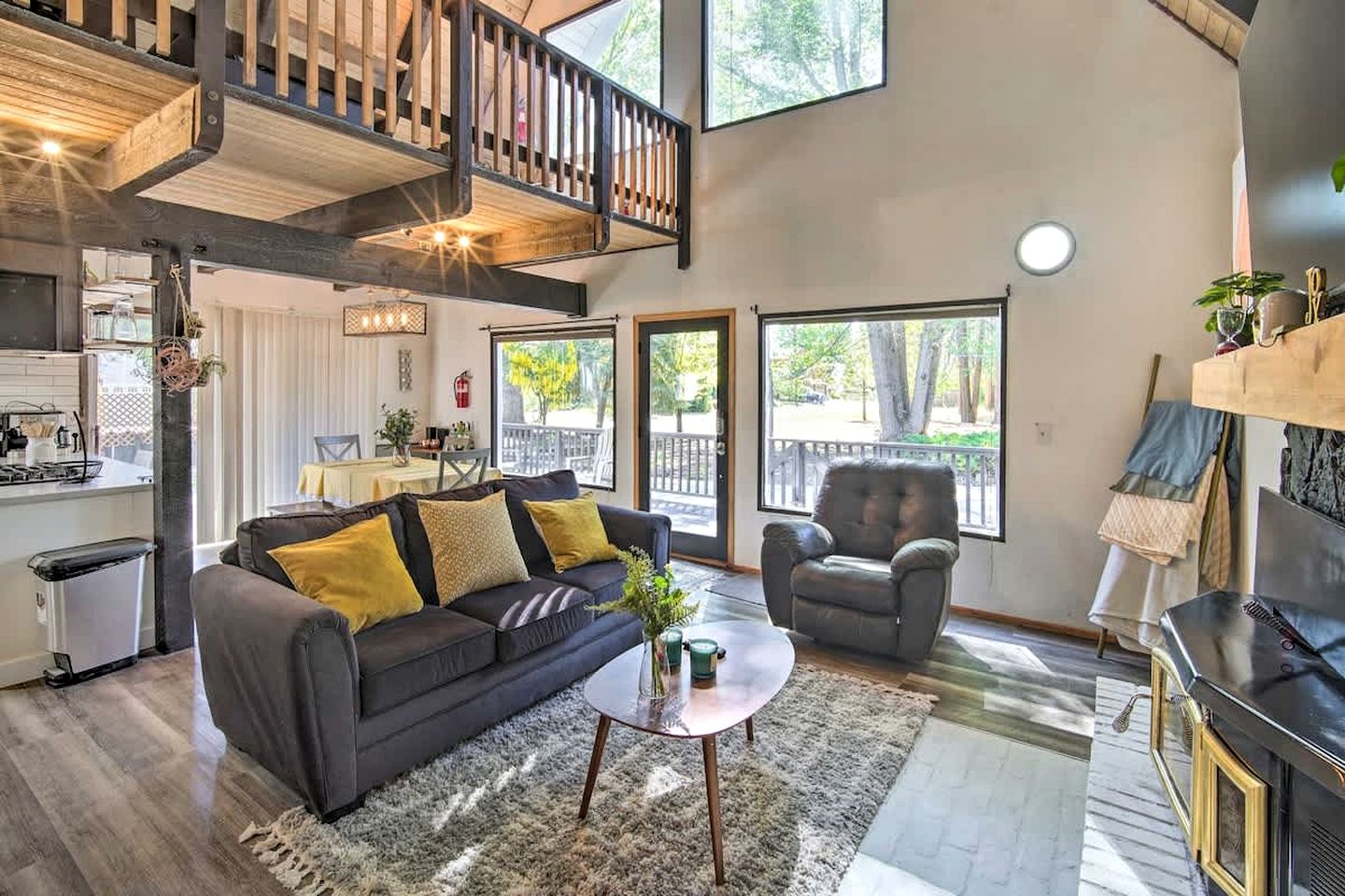 Fantastic A-frame with Games and Hot-tub in Big Bear Lake, California