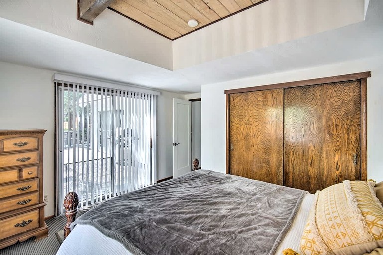 A-Frames (United States of America, Big Bear Lake, California)