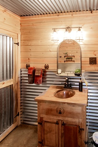 Cabins (United States of America, Monticello, Utah)
