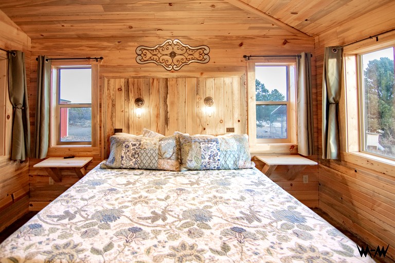 Cabins (United States of America, Monticello, Utah)