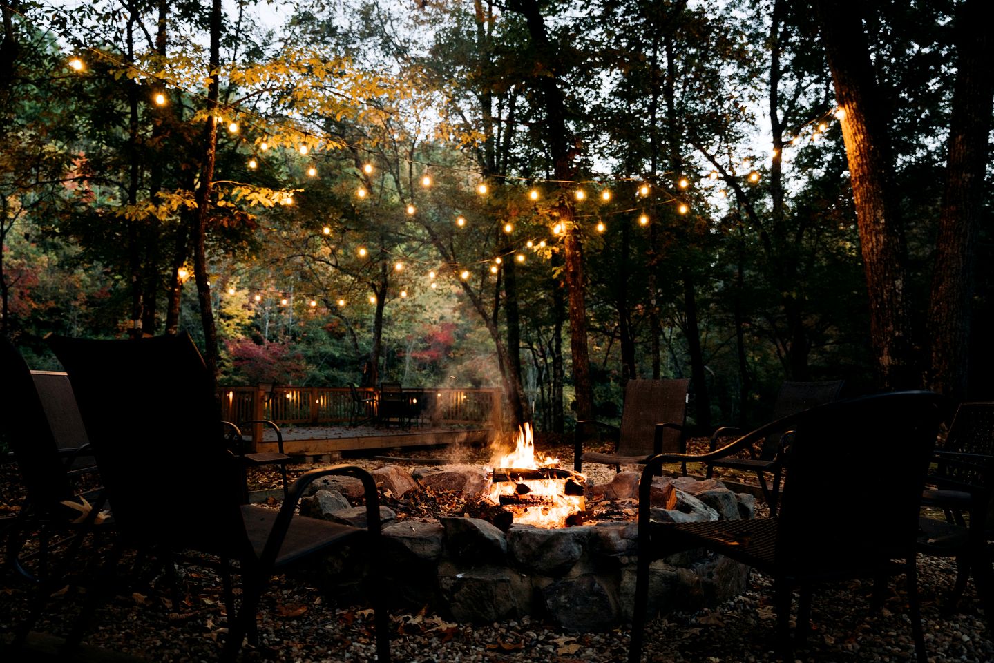 Fantastic Cabin with Fire Pit, Hot-tub and Fireplace in Sautee Nacoochee, Georgia