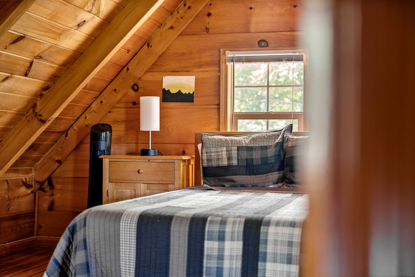 Fantastic Cabin with Hot-Tub Perfect for a Getaway in Sevierville, Tennessee