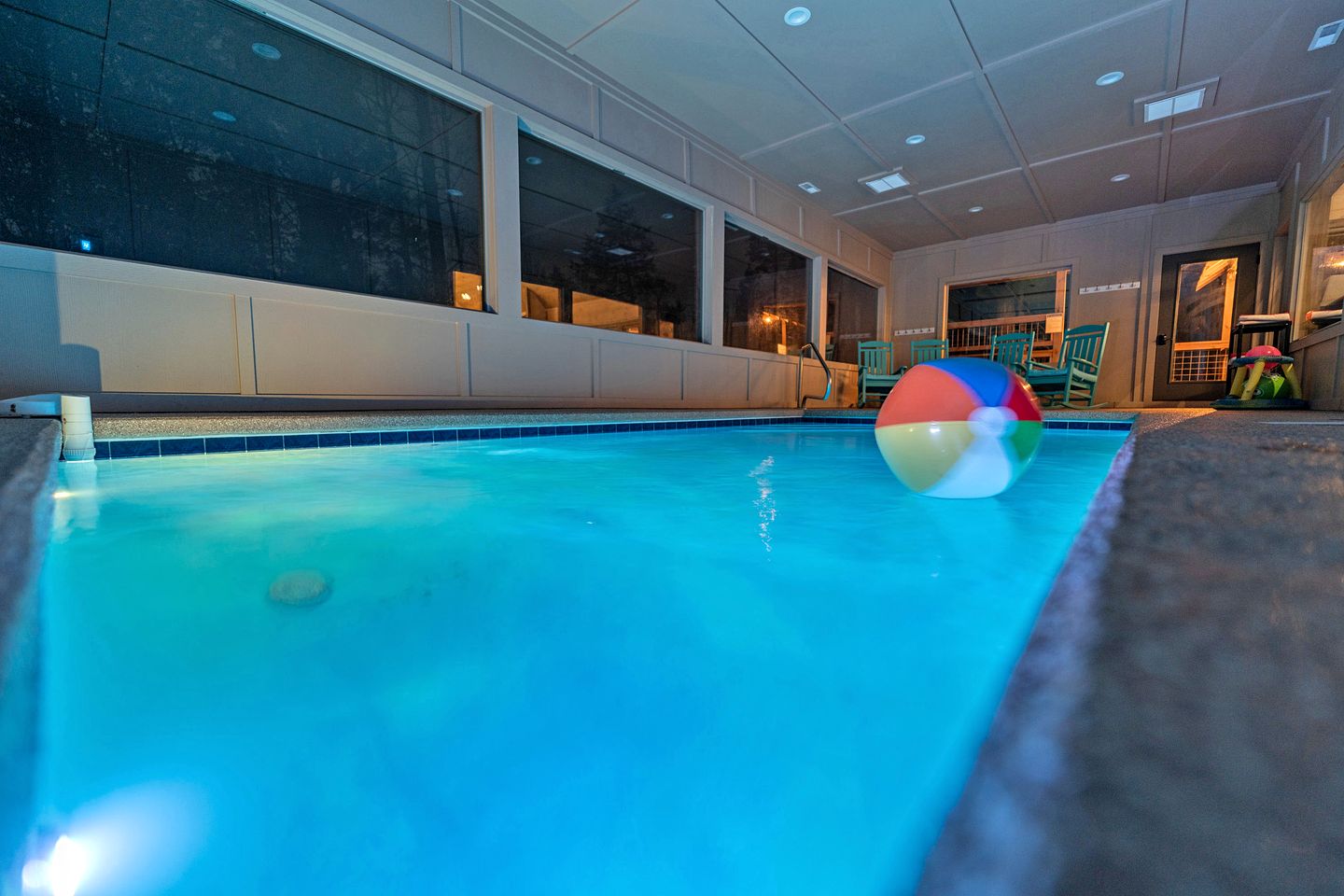 Fantastic Cabin Nestled Amidst Trees and Hot-tub Provided in Sevierville, Tennessee