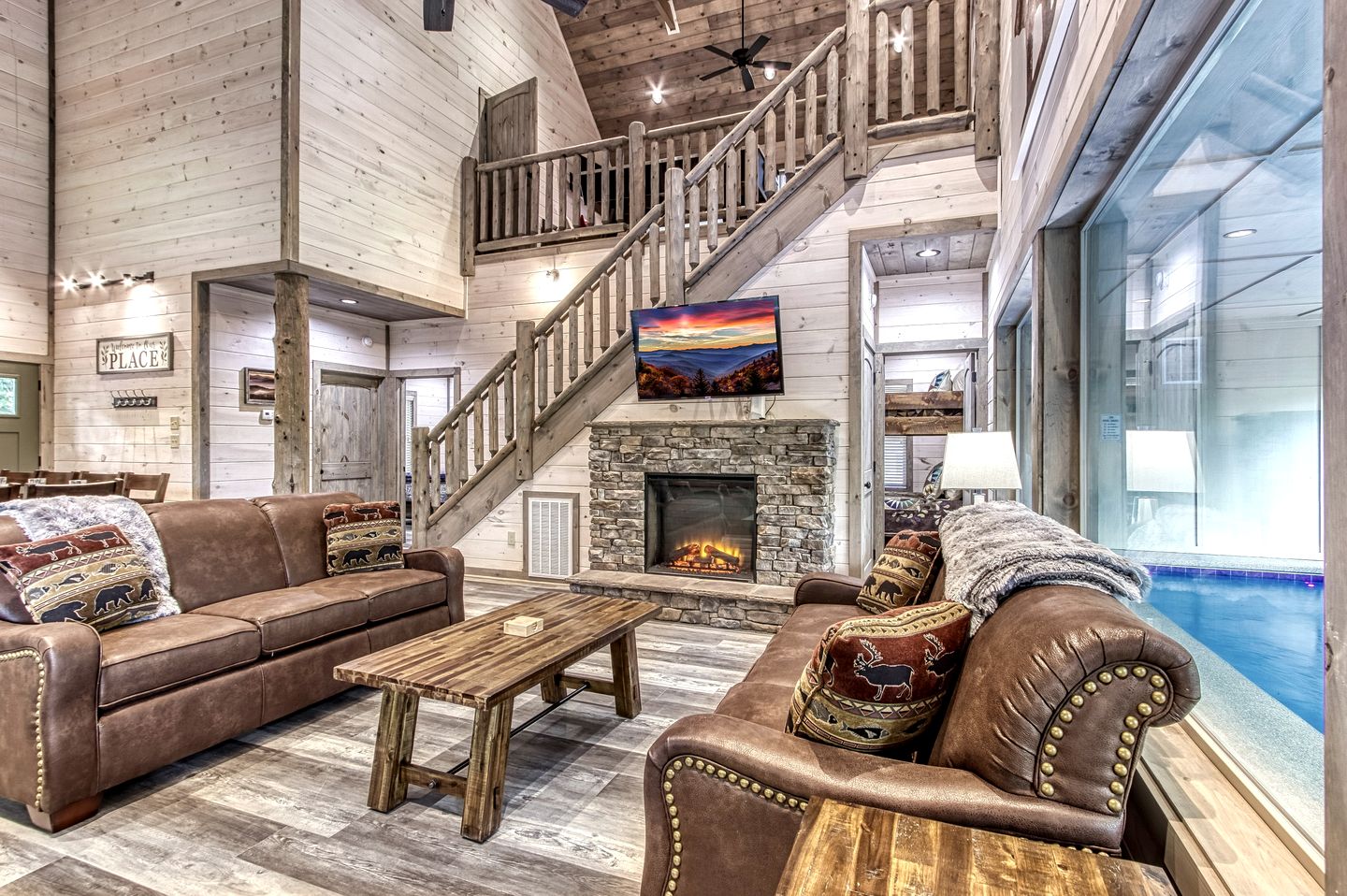 Fantastic Cabin Nestled Amidst Trees and Hot-tub Provided in Sevierville, Tennessee