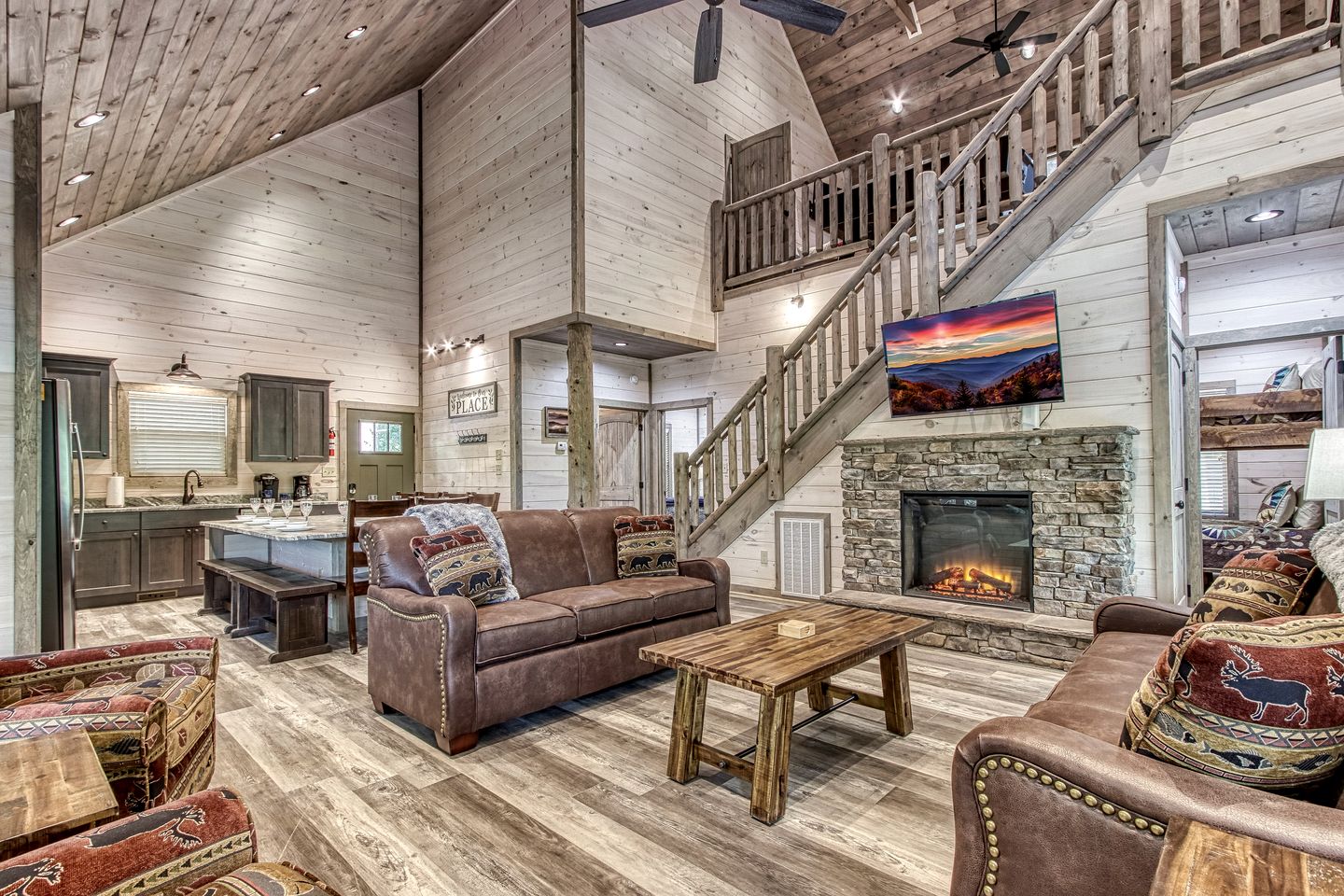 Fantastic Cabin Nestled Amidst Trees and Hot-tub Provided in Sevierville, Tennessee