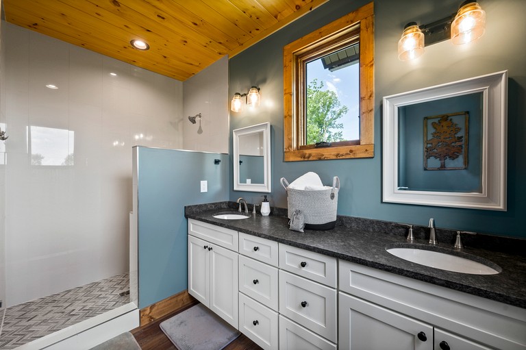 Cabins (United States of America, Gatlinburg, Tennessee)