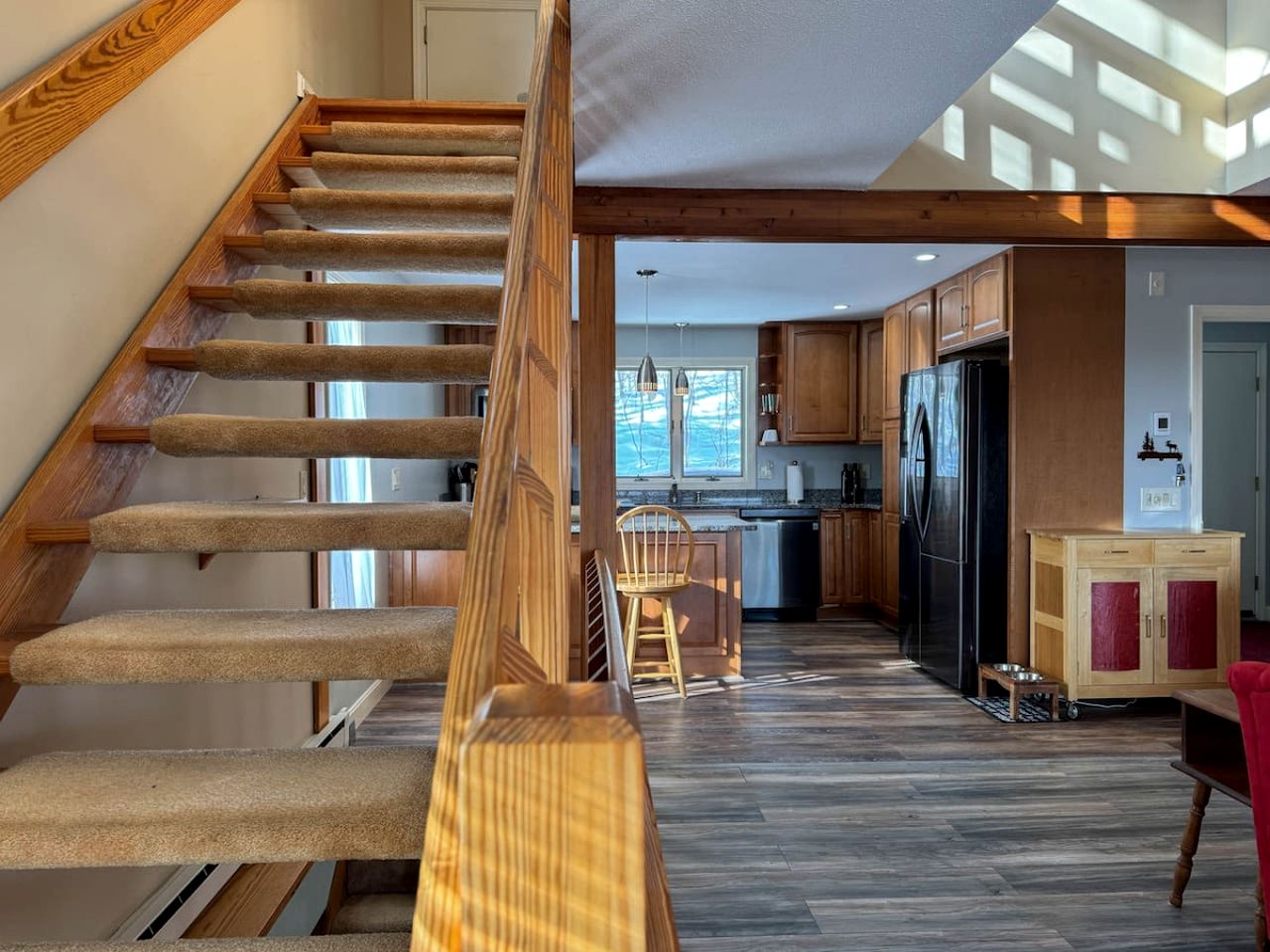 Fantastic Cabin with Pool Table and Gorgeous Views in Bartlett, New Hampshire