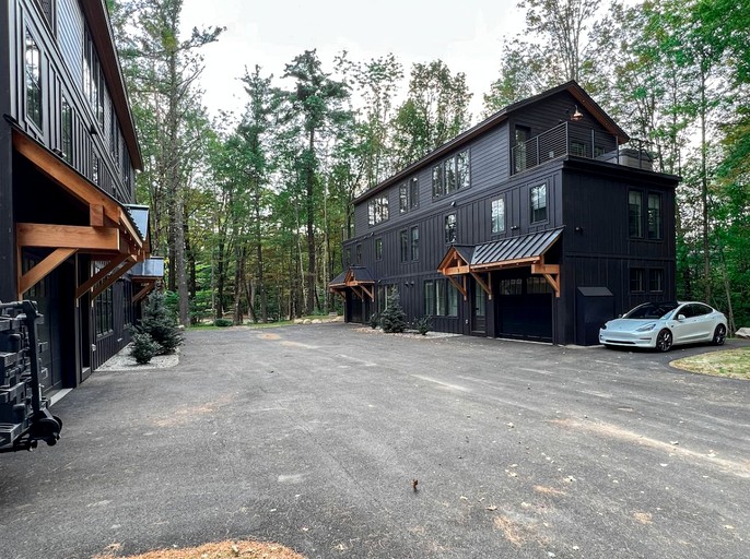 Fantastic Cottage Nestled Amidst Trees and Hot-tub Provided in North Conway, New Hampshire