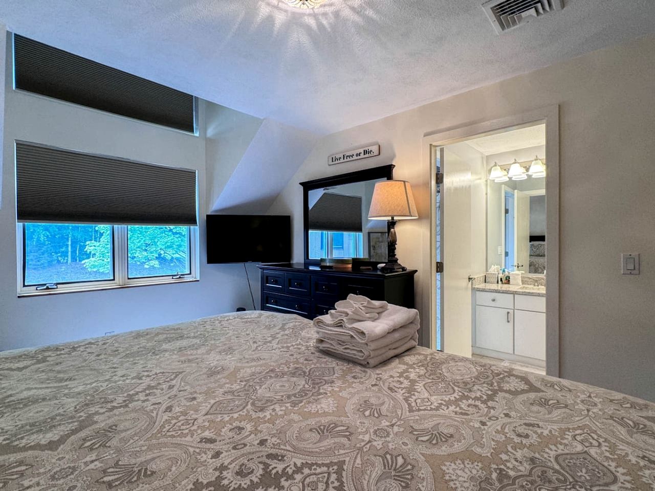Fantastic Cottage with Stunning Sights in Bartlett, New Hampshire