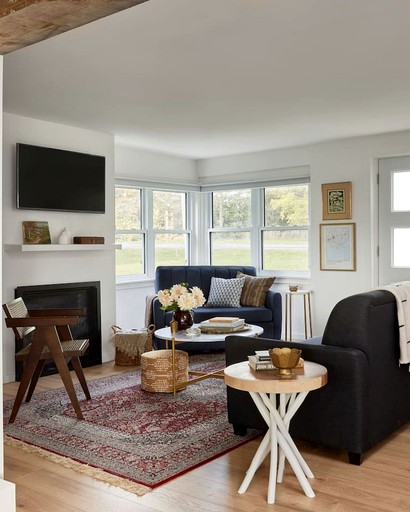 Cottages (Canada, Prince Edward County, Ontario)