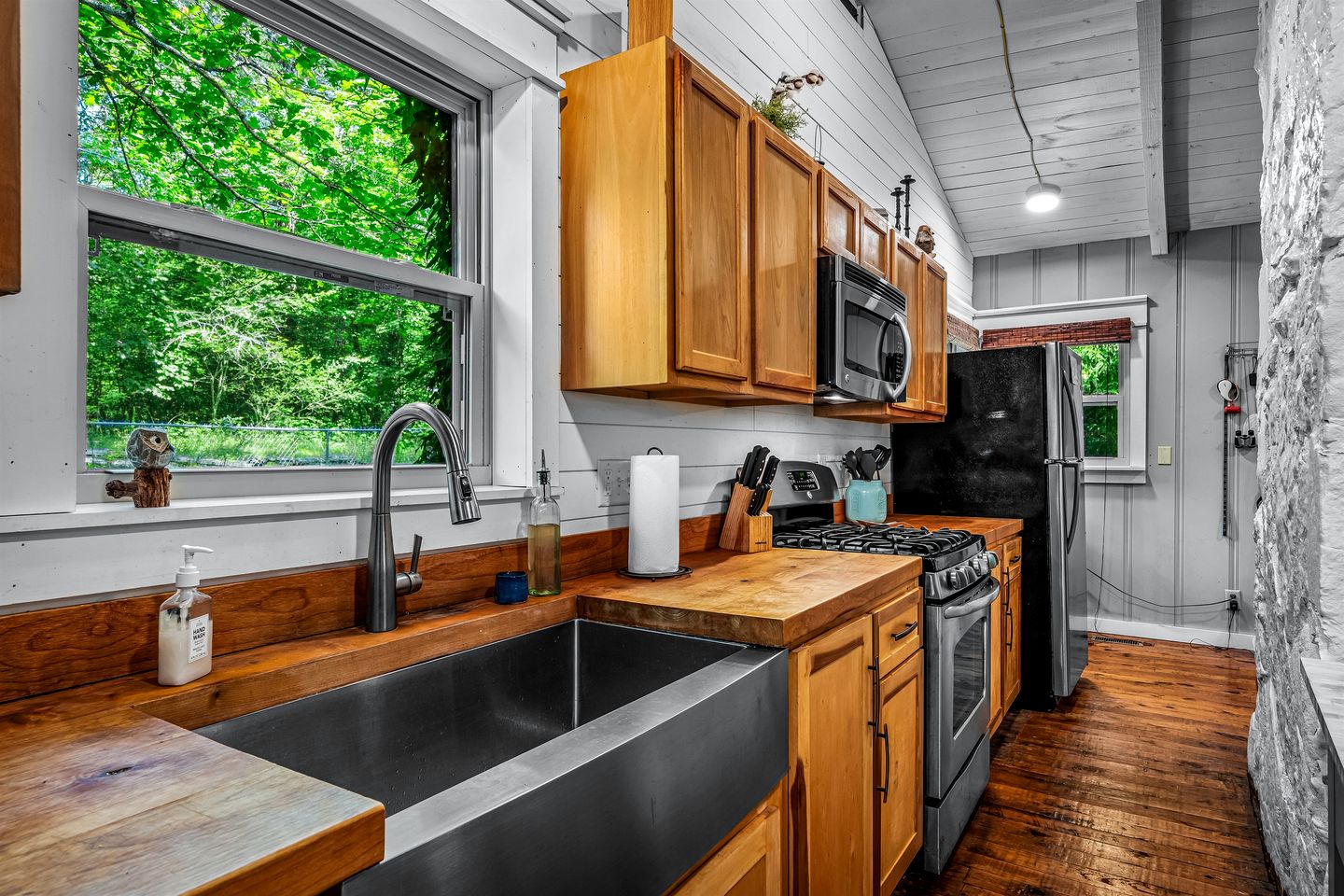 Fantastic Cozy Cottage with Fire Pit and Barbecue in Mentone, Alabama