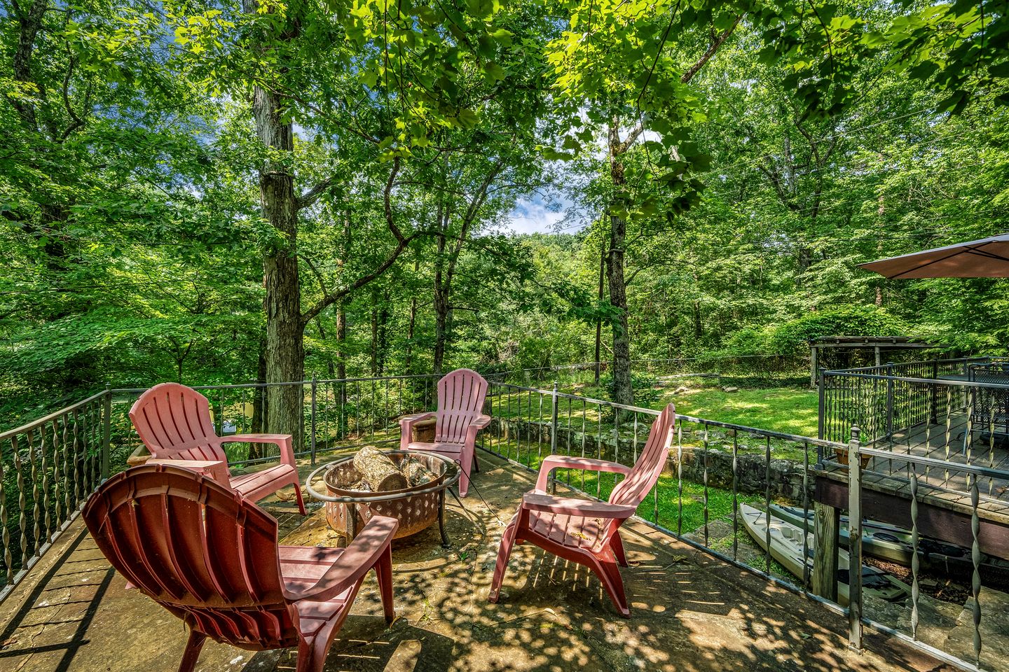 Fantastic Cozy Cottage with Fire Pit and Barbecue in Mentone, Alabama