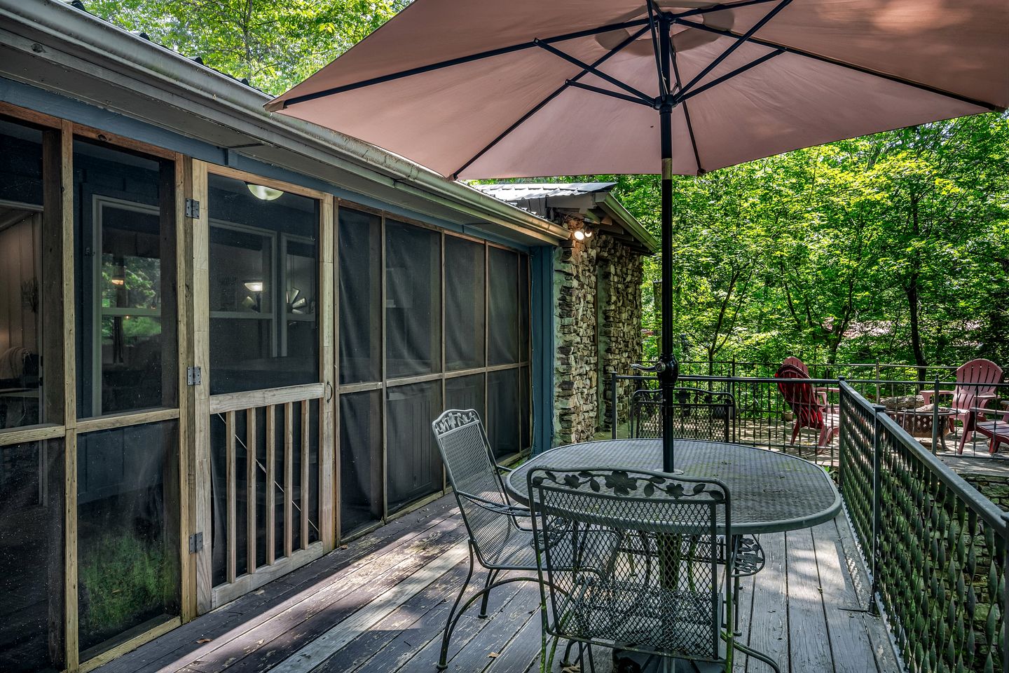 Fantastic Cozy Cottage with Fire Pit and Barbecue in Mentone, Alabama