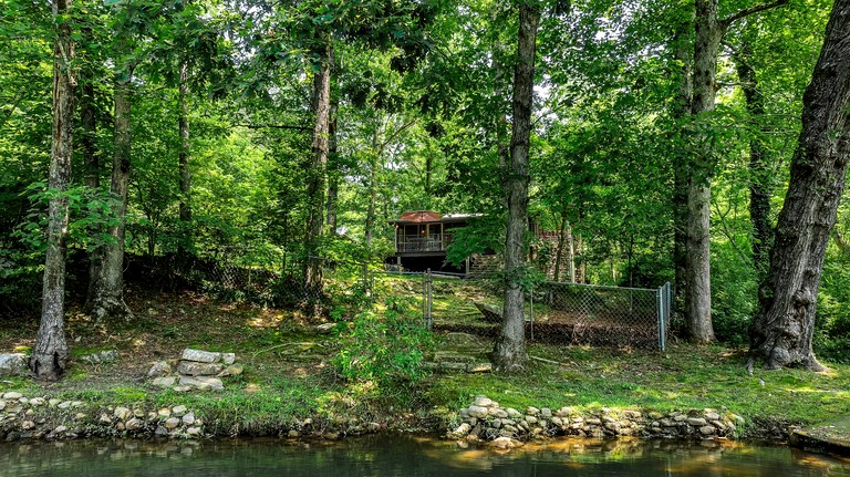 Cottages (United States of America, Mentone, Alabama)