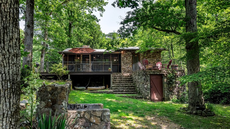 Cottages (United States of America, Mentone, Alabama)