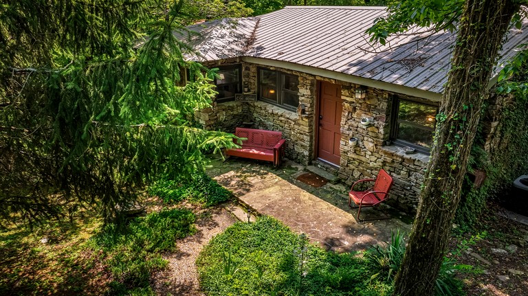 Cottages (United States of America, Mentone, Alabama)