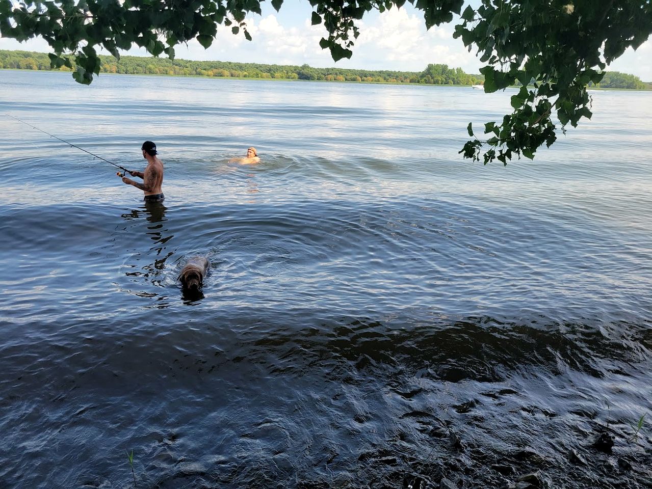 Fantastic Floating Home Barbecue Provided in Île-aux-Noix, Quebec