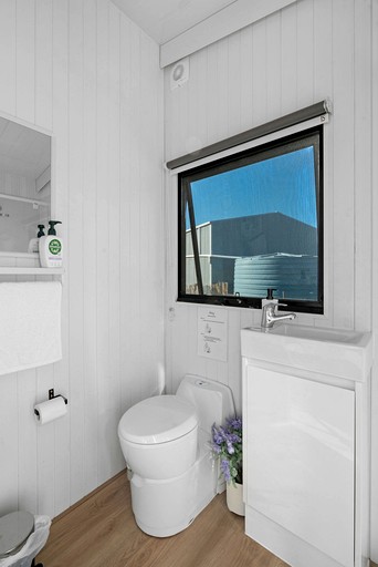 Tiny Houses (Australia, Forbes, New South Wales)