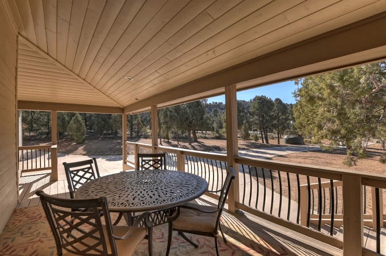 Cabins (United States of America, Big Bear, California)