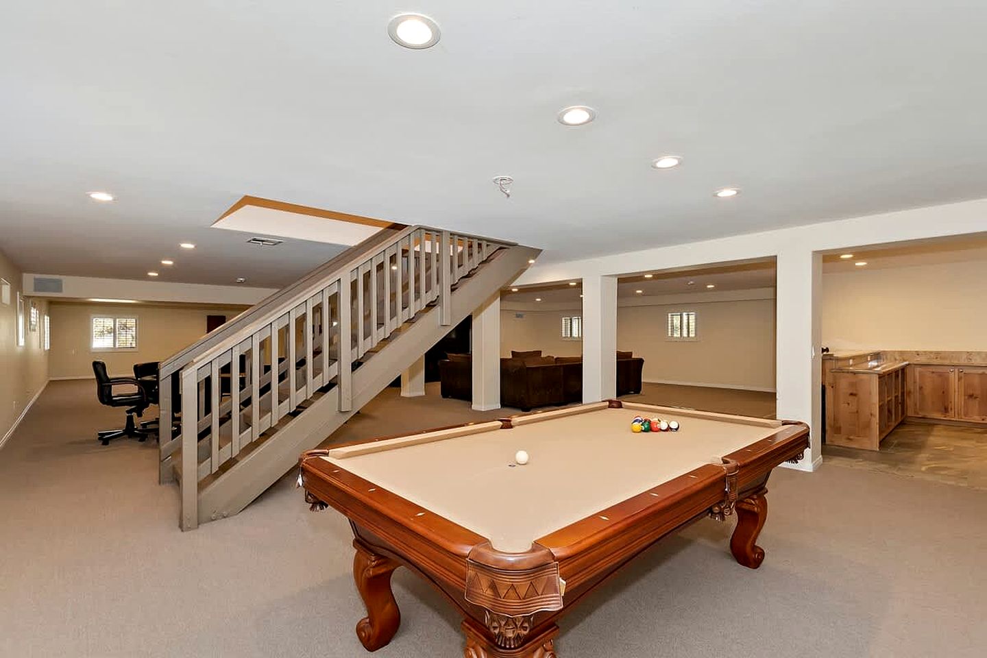 Fantastic Group Cabin with Fireplace and Spacious Game Room in Big Bear City, California