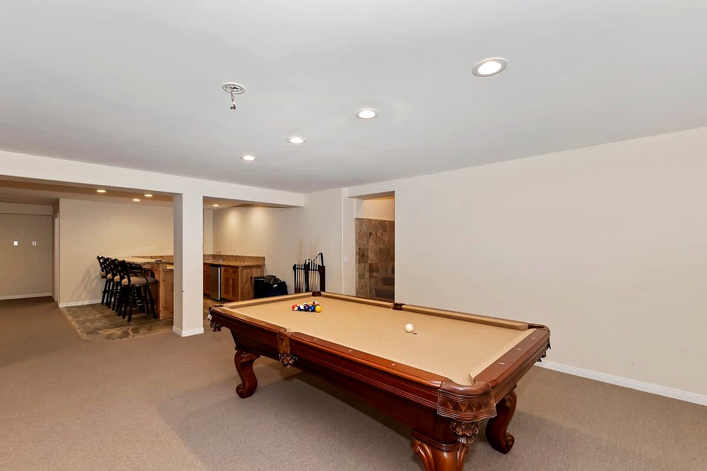 Fantastic Group Cabin with Fireplace and Spacious Game Room in Big Bear City, California