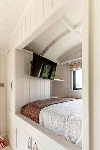 Huts (United Kingdom, Haverfordwest, Wales)