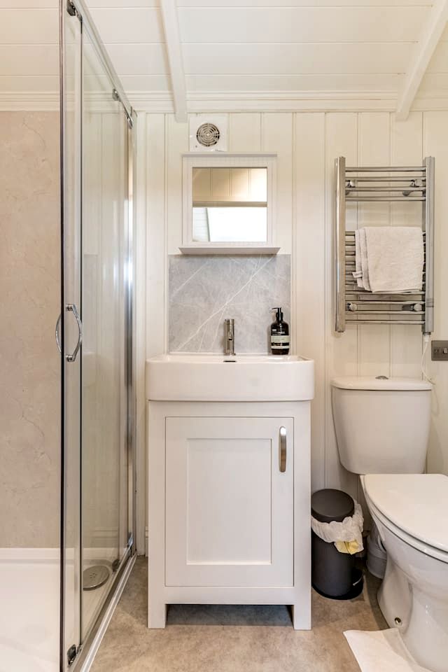 Fantastic Hut with Barbecue and Fire Pit in Haverfordwest, Wales