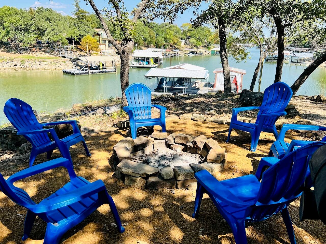 Fantastic Lakehouse with Fire Pit and Garden in Chico, Texas