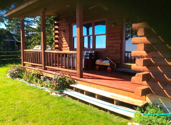 Log Cabins (Cedar River, Michigan, United States)