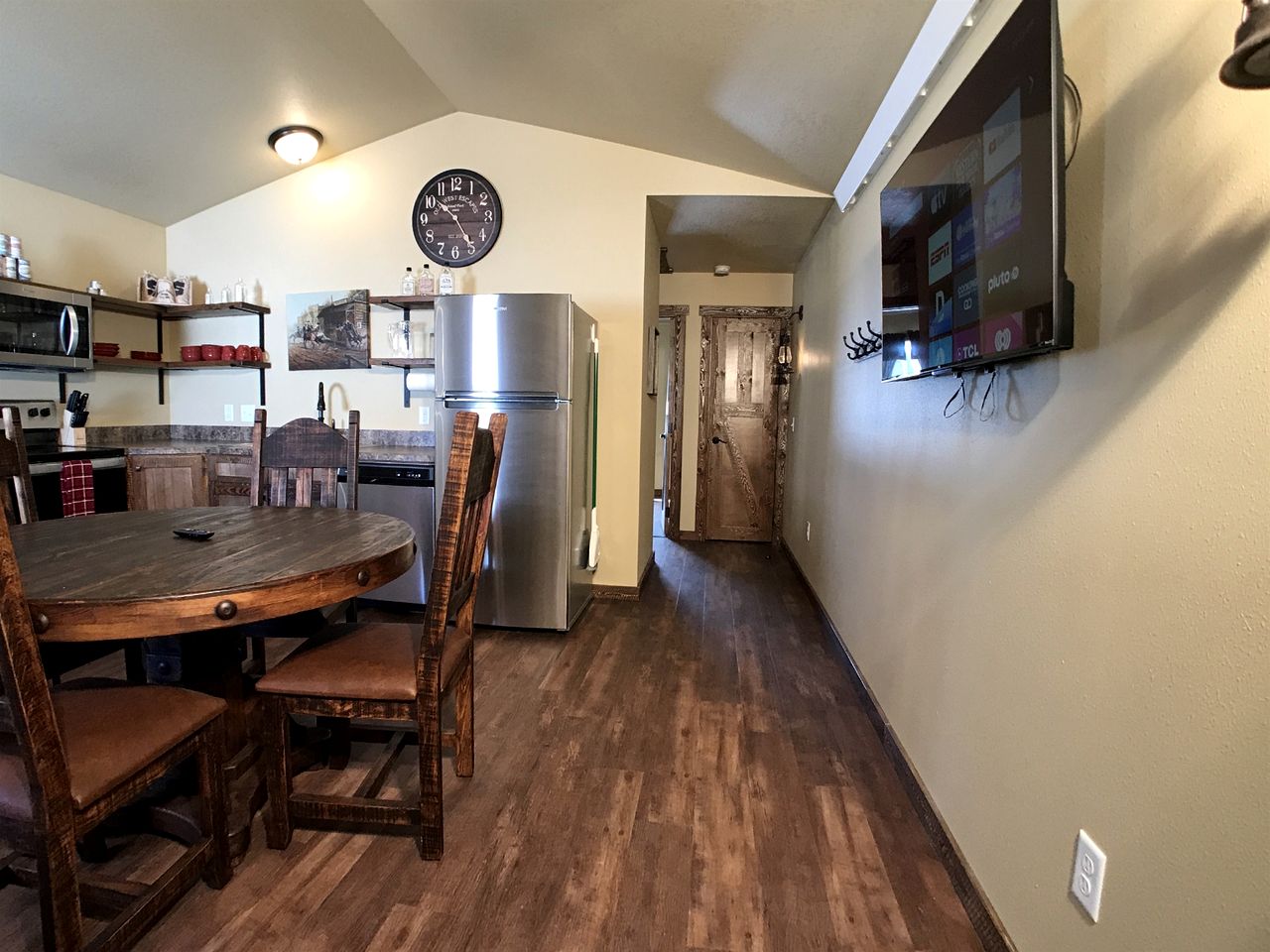 Fantastic Old West Cabin with All Commodities in Island Park, Idaho