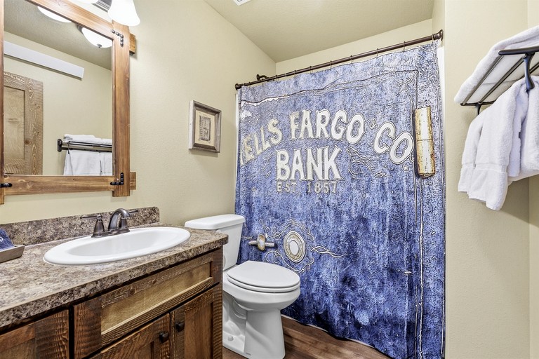 Cabins (United States of America, Island Park, Idaho)