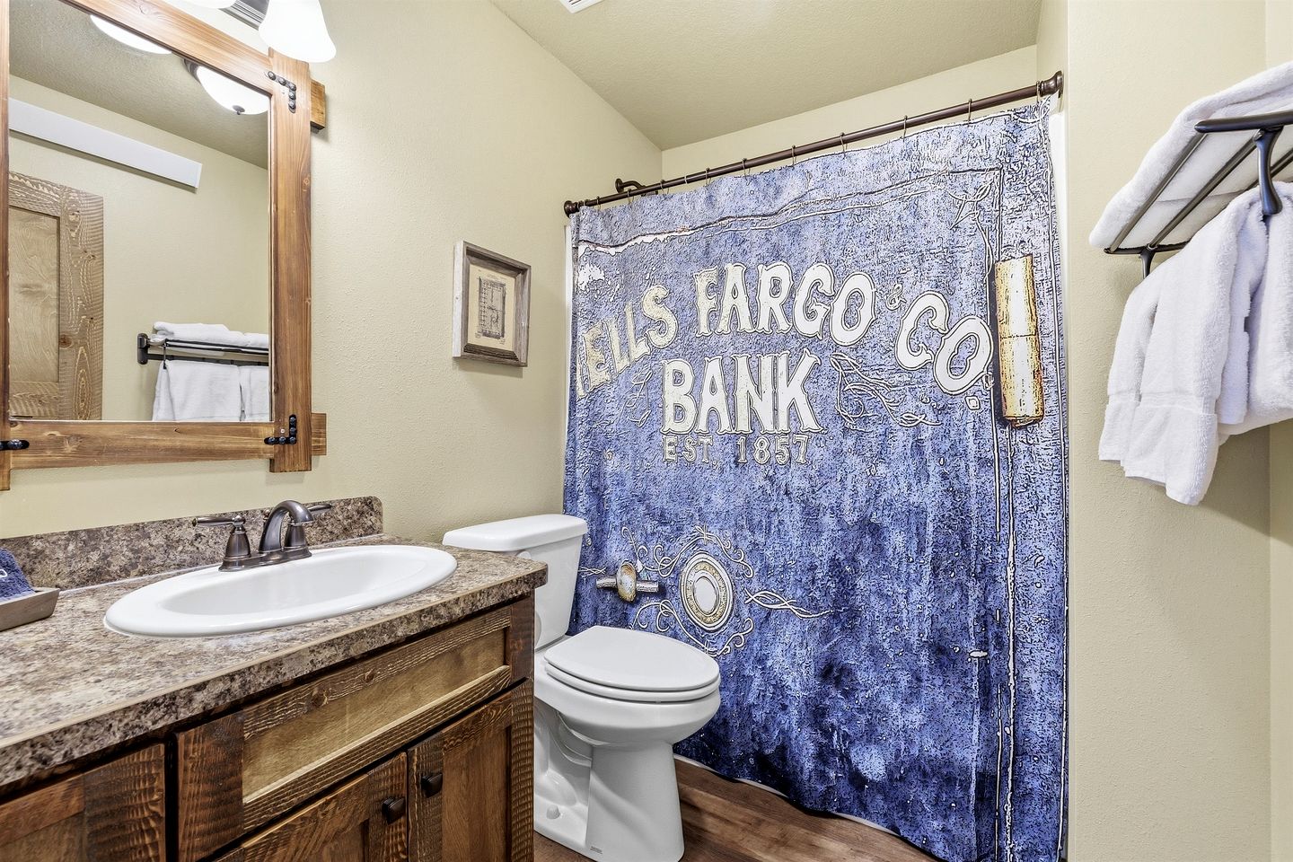 Fantastic Old West Cabin with All Commodities in Island Park, Idaho