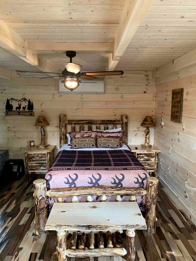 Cabins (United States of America, Campbellsville, Kentucky)