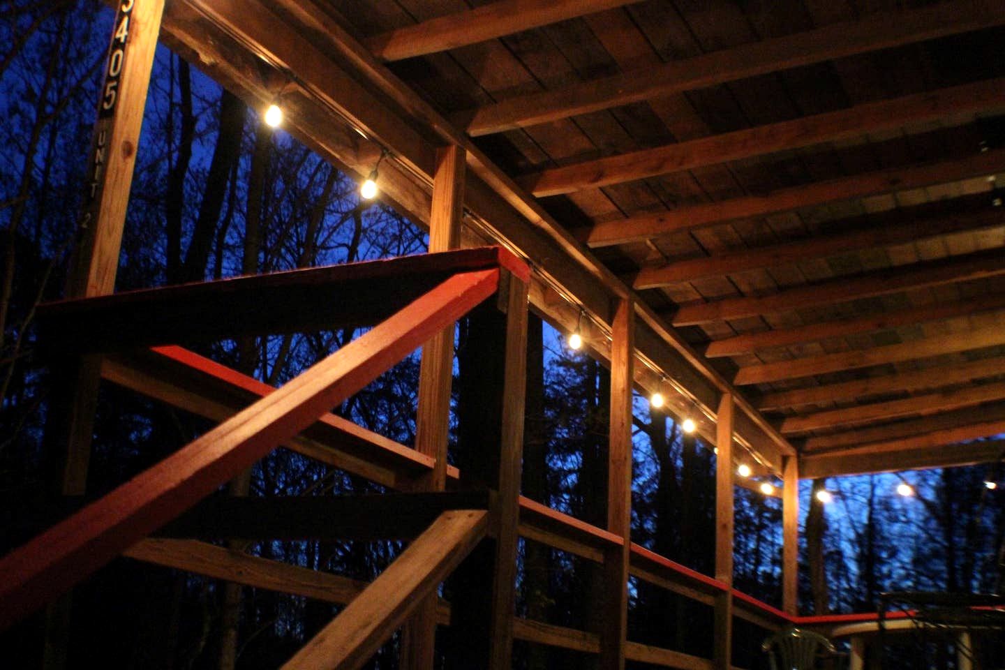 Fantastic Secluded Cabin with Hot-tub in Sevierville, Tennessee