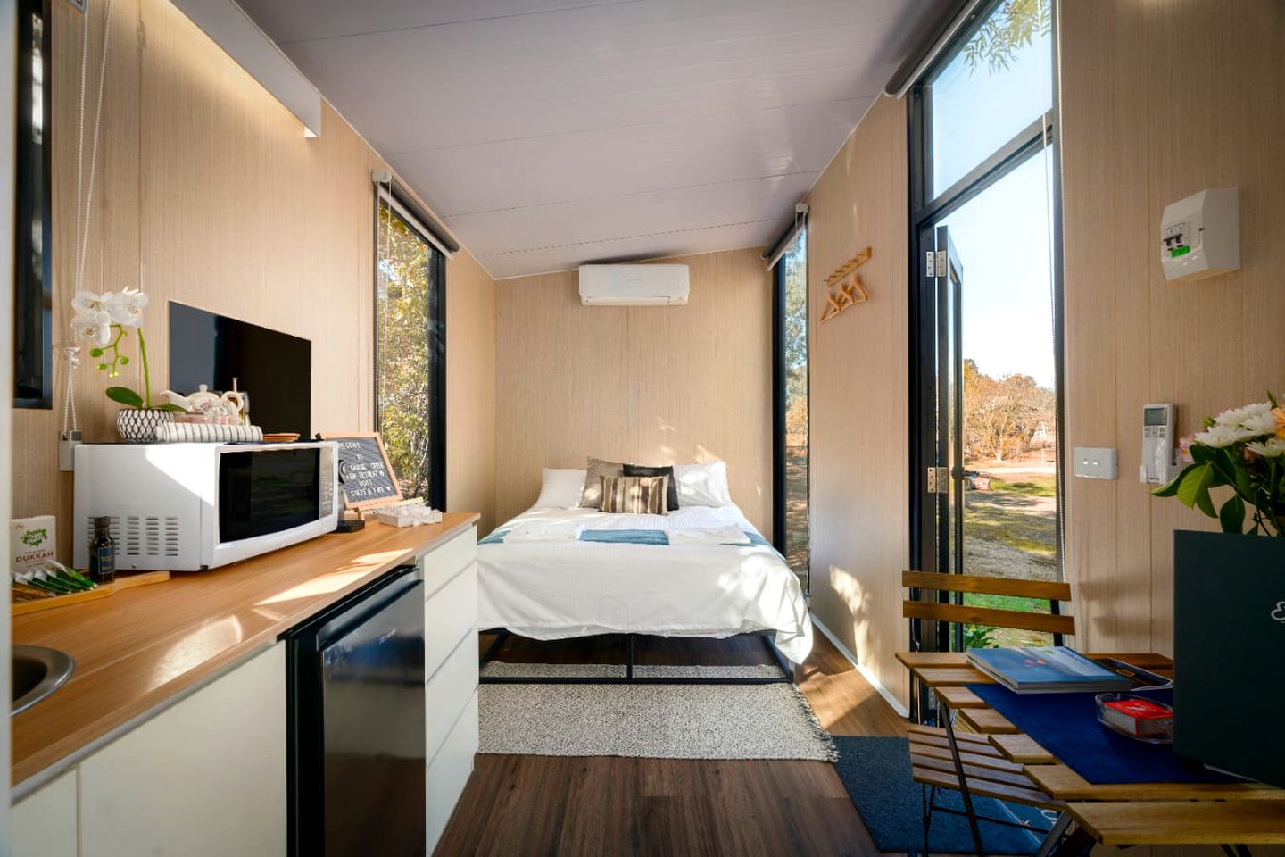 Fantastic Secluded Tiny House with Fire Pit in Milawa, Victoria