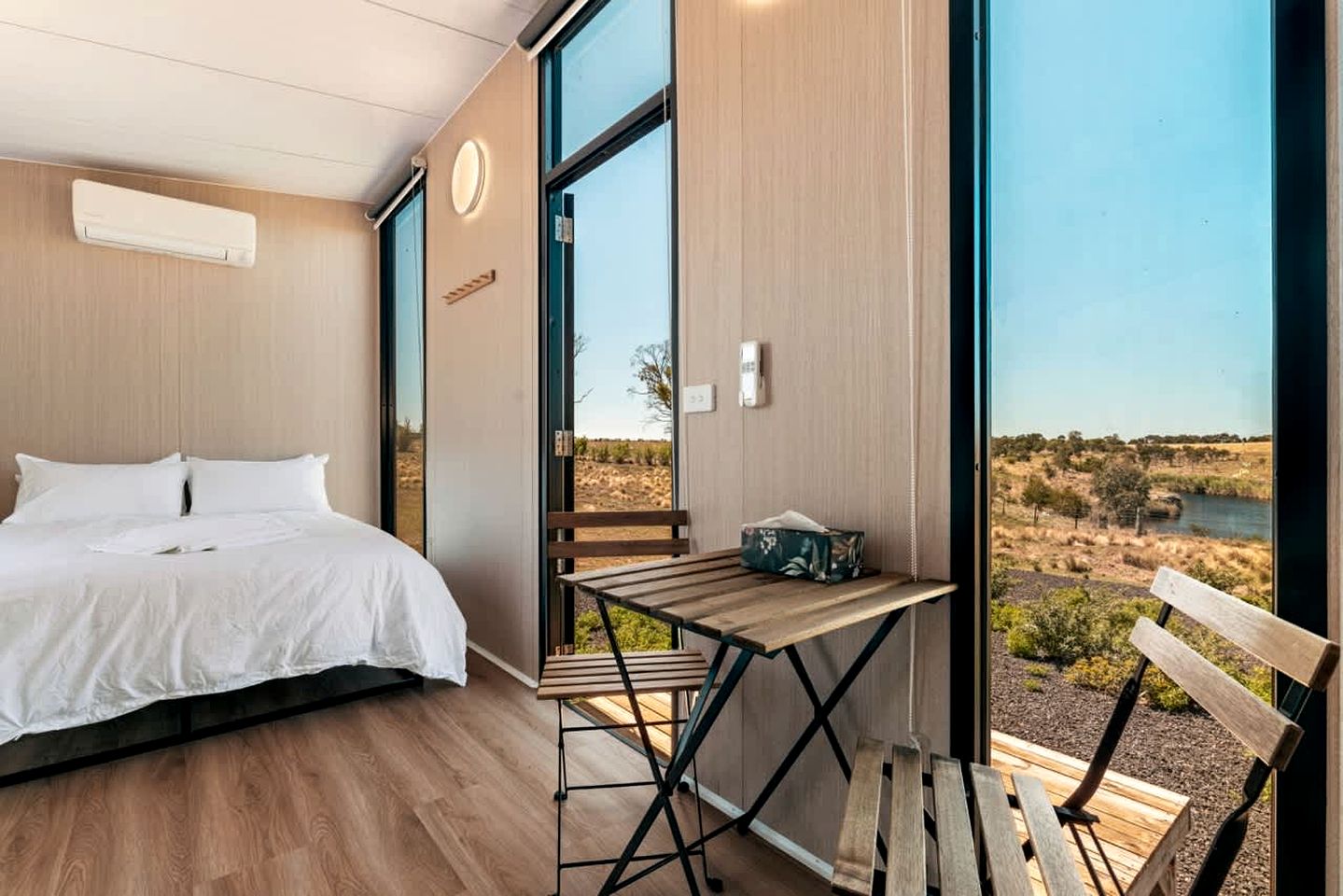 Fantastic Secluded Tiny House in Wyndham Vale, Victoria