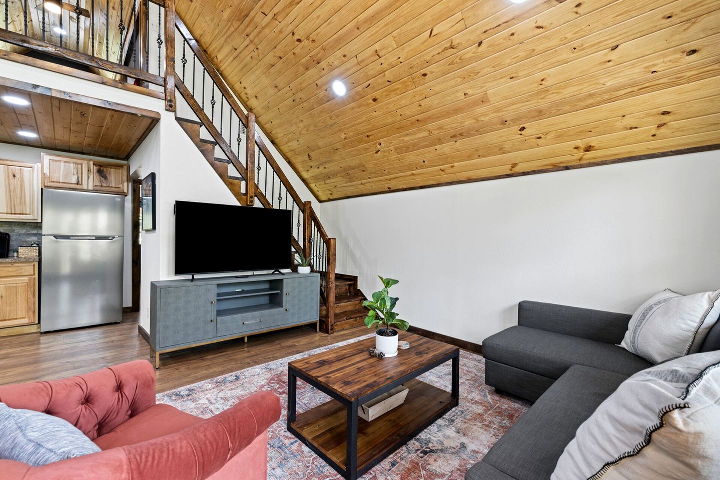 Fantastic Secluded Wooden Cabin with All Commodities in Nashoba, Oklahoma