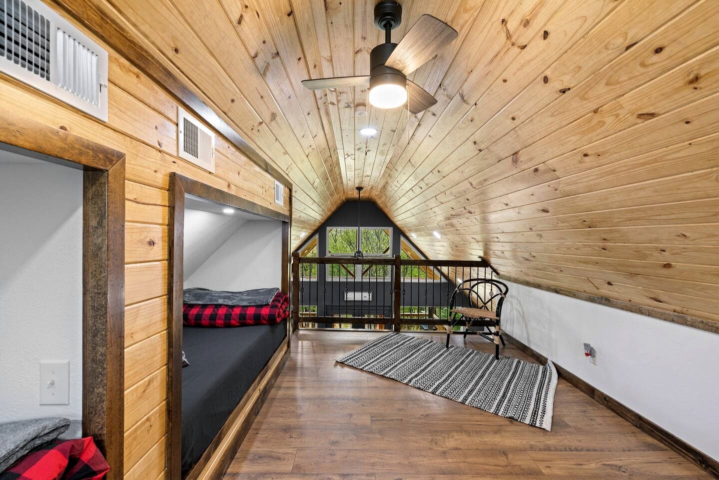 Fantastic Secluded Wooden Cabin with All Commodities in Nashoba, Oklahoma