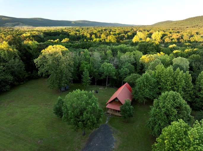 Cabins (United States of America, Nashoba, Oklahoma)
