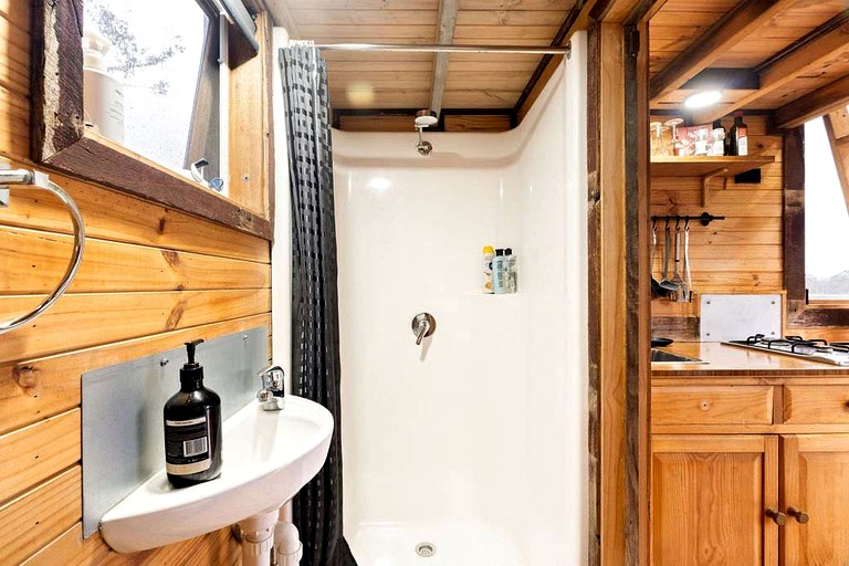 Tiny Houses (Australia, Taradale, Victoria)