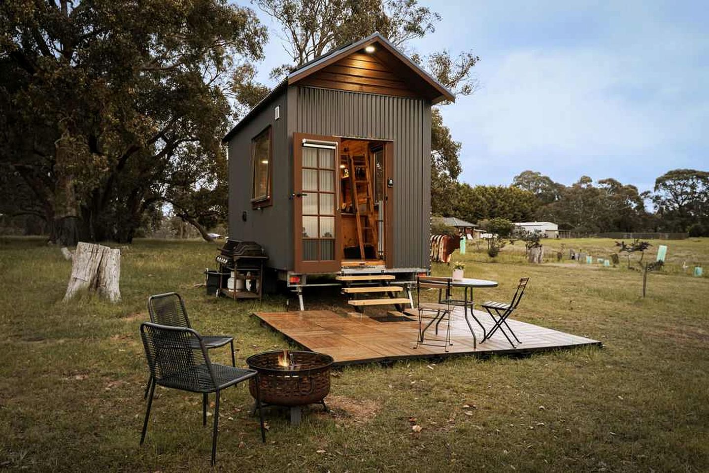 Tiny Houses (Australia, Taradale, Victoria)