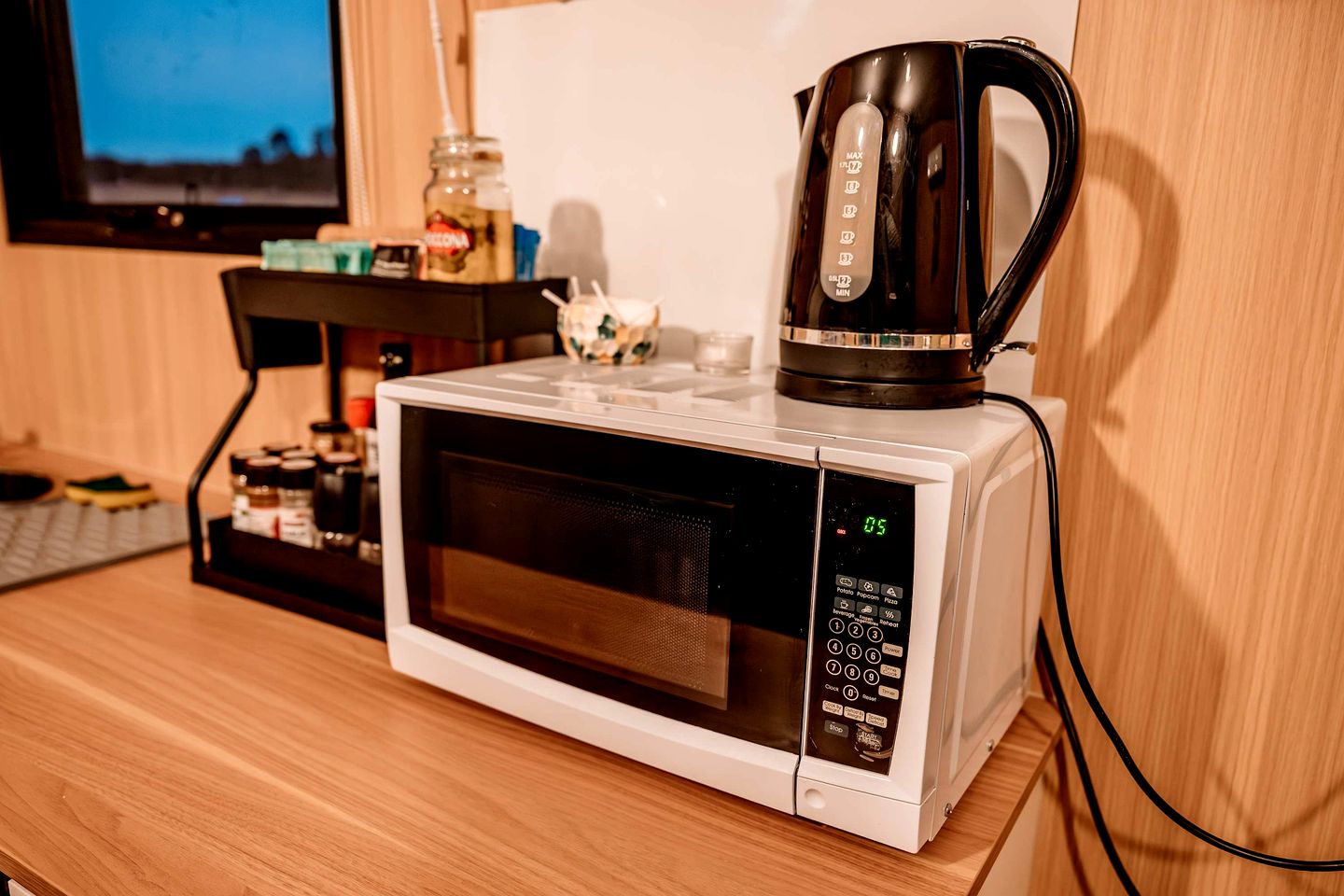 Fantastic Tiny House with Breathtaking Farmlands and Wine Tours in New South Wales, Australia