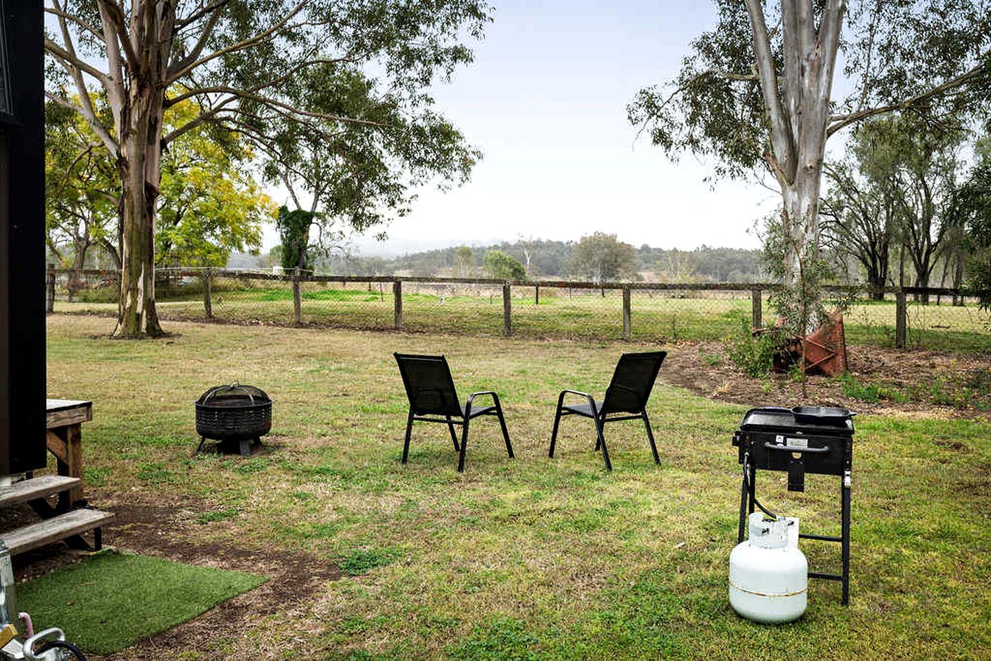 Fantastic Tiny House with Nice Sights in Glen Caim, Queensland